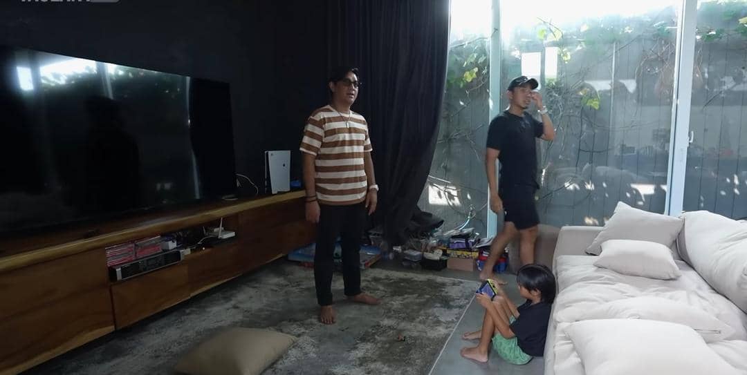 Youtube.com/TAULANY TV