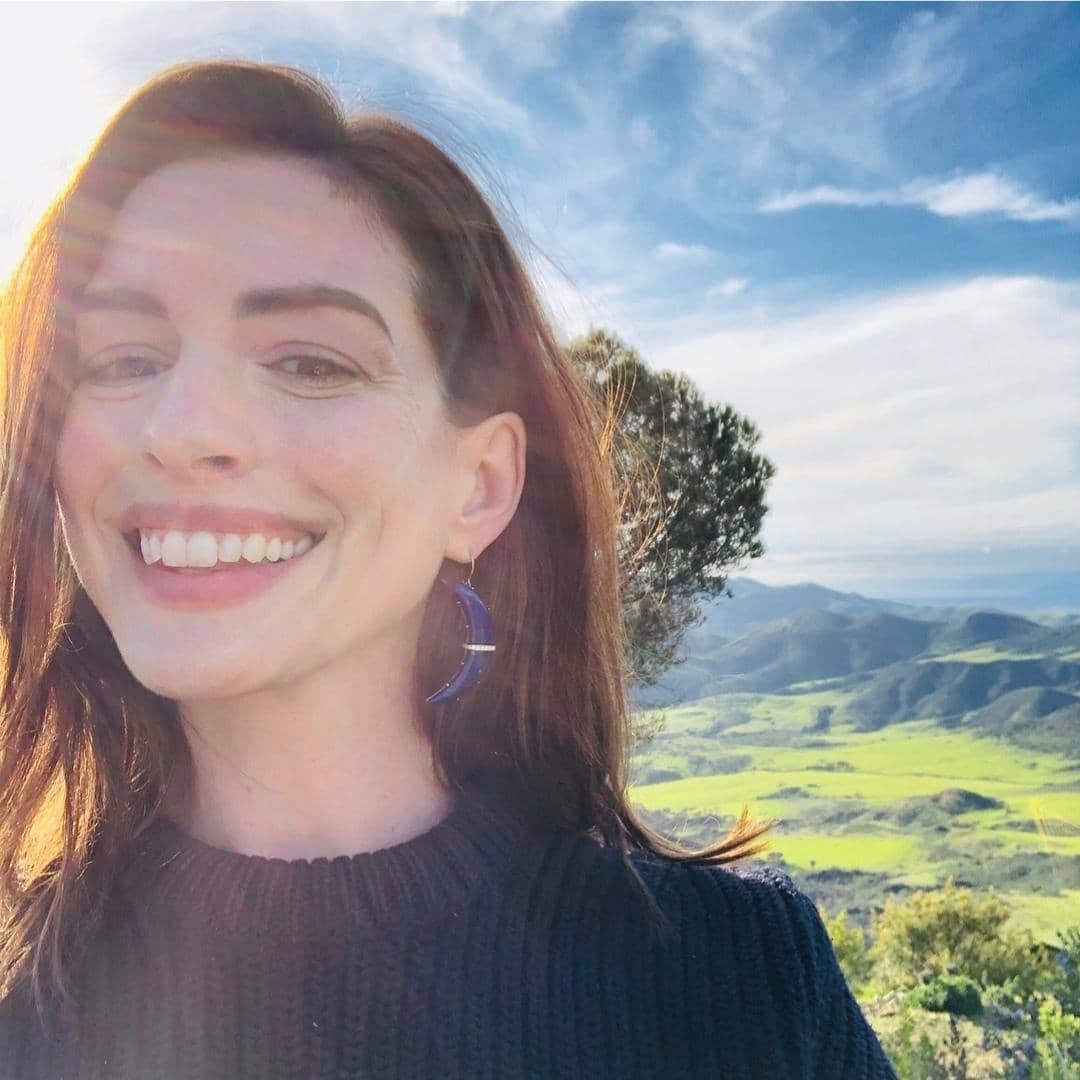Instagram.com/annehathaway