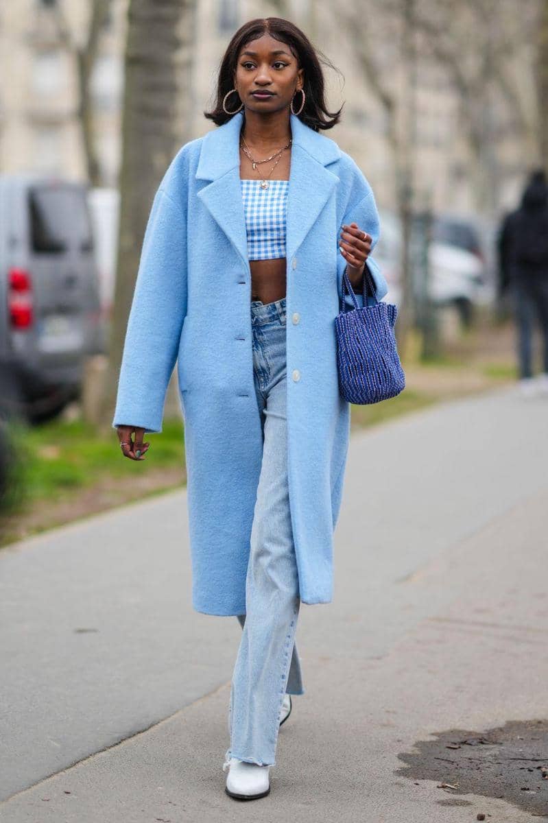 biru langit cocok dengan warna apa