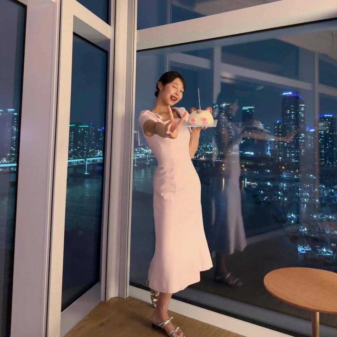 instagram.com/hazelchoiii