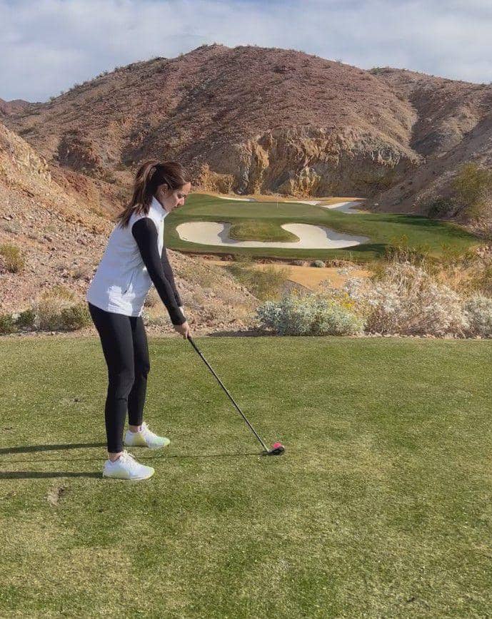 Nia Ramadhani main golf (Instagram.com/ramadhaniabakrie)