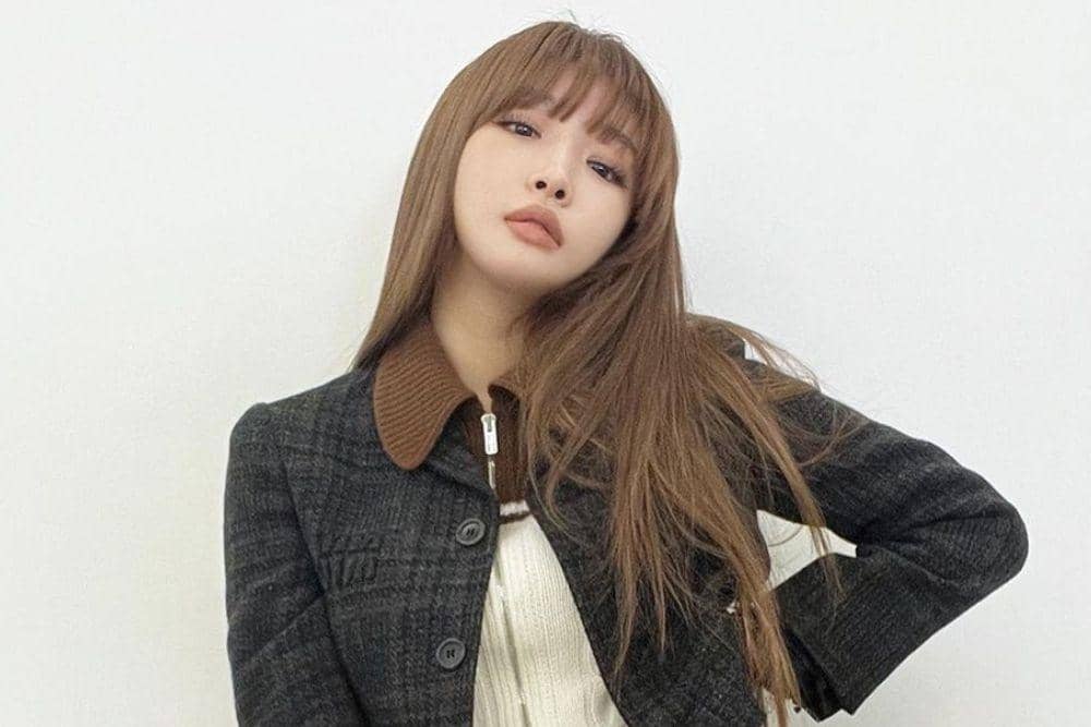 instagram.com/chungha_official