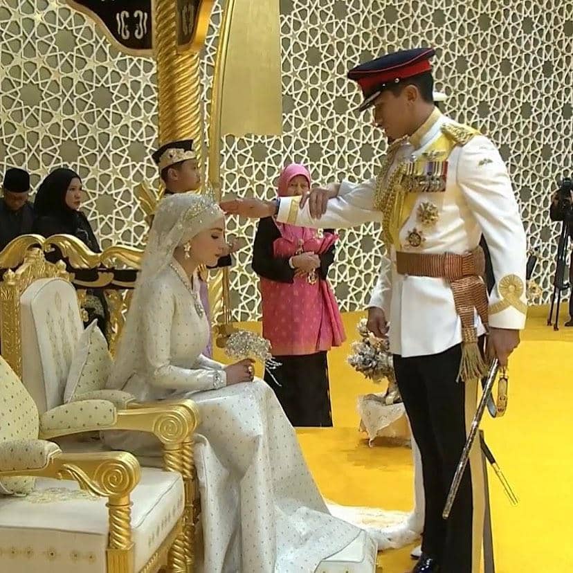 instagram.com/bridestory