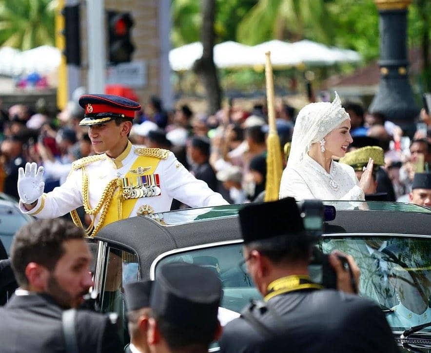 instagram.com/bridestory