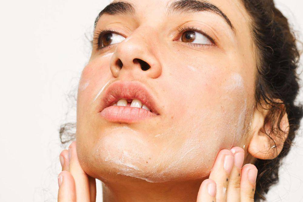 byrdie.com/Cara Double Cleansing