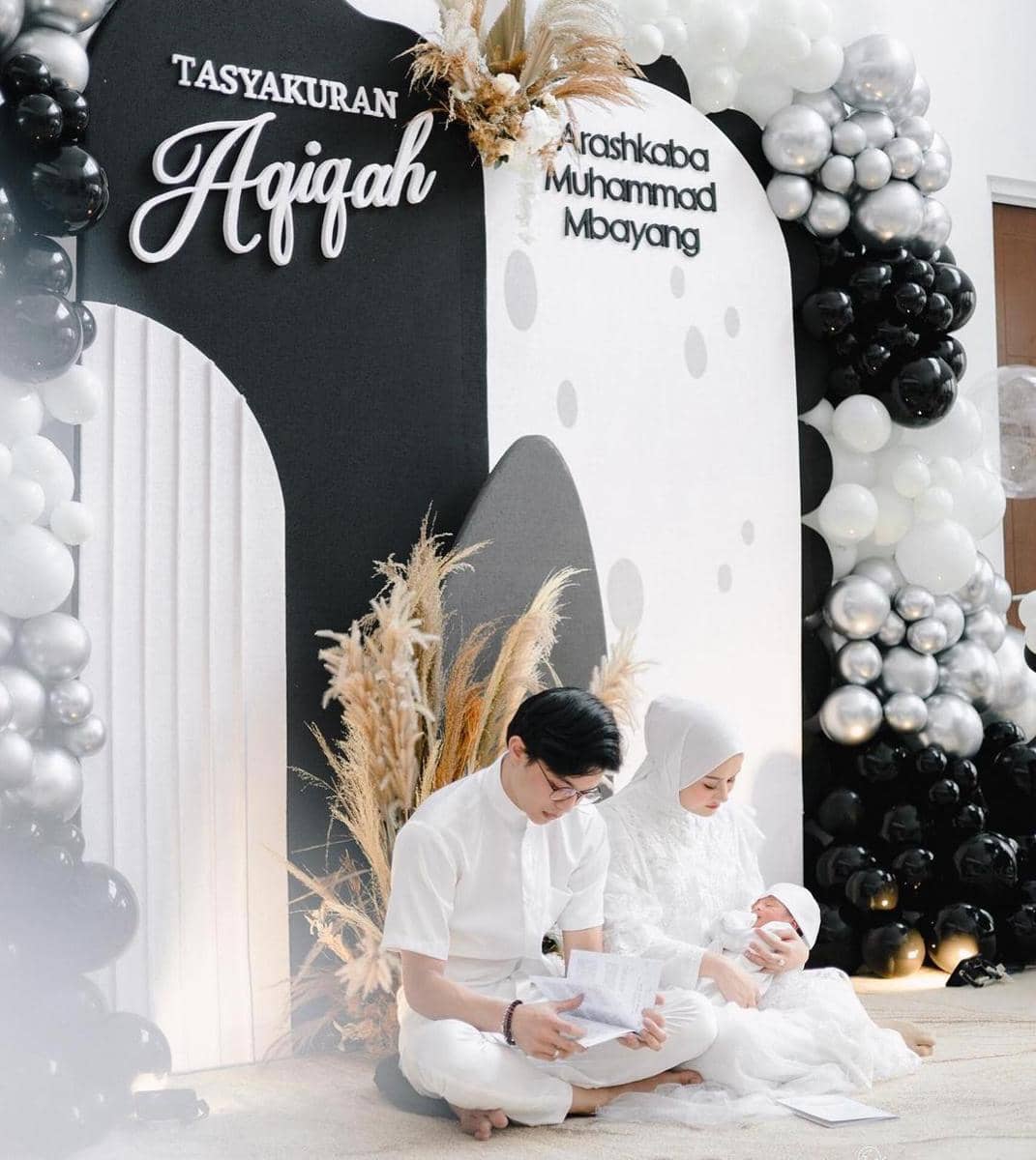 instagram.com/dindahw