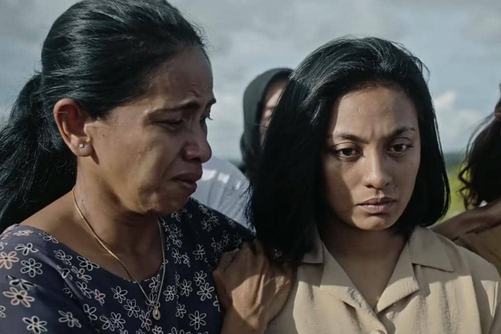 Dok. Women From Rote Island