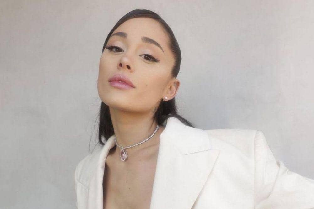 instagram.com/arianagrande