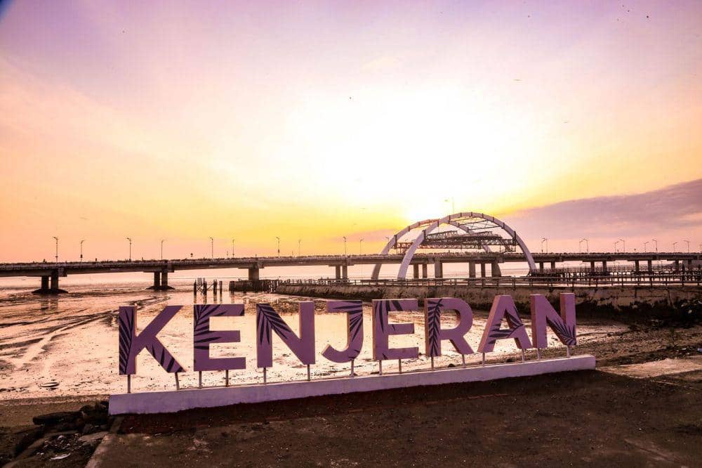 Taman Hiburan Pantai Kenjeran Surabaya