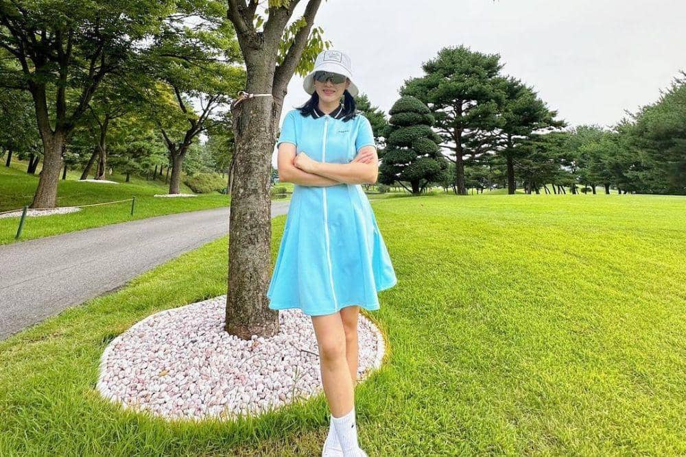 instagram.com/yejinhand