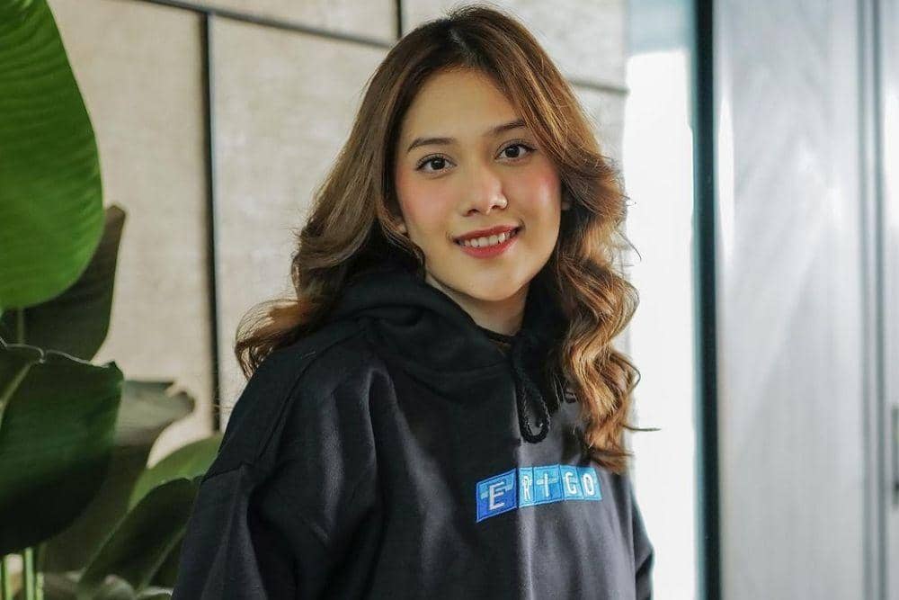 instagram.com/jkt48.chika