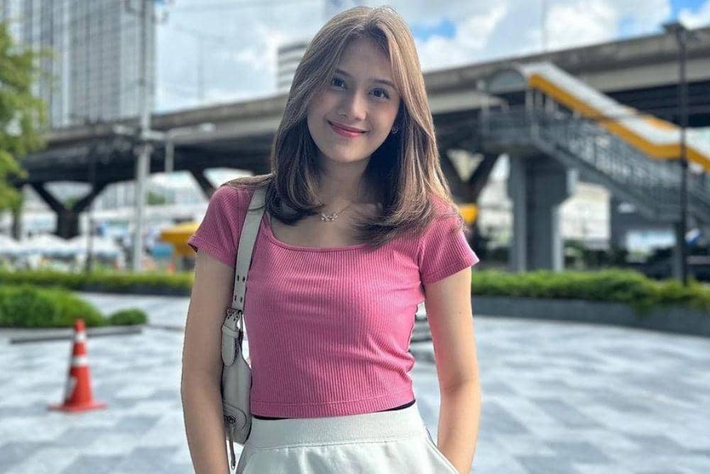 instagram.com/jkt48.chika