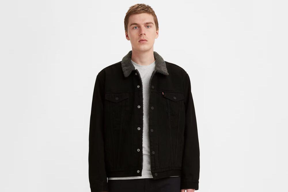 6 Rekomendasi Jaket Sherpa, Hangat dan Tetap Stylish