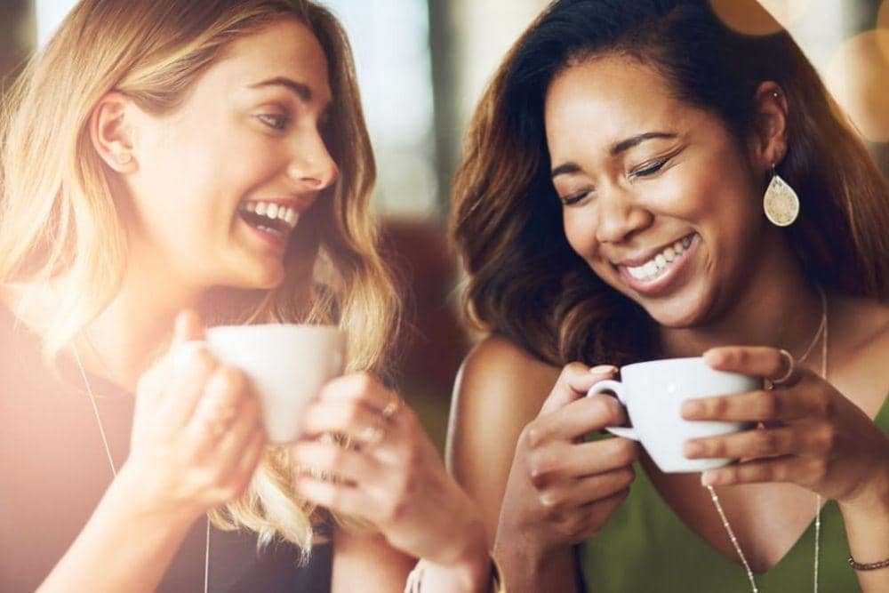 parade.com/ Cara Memutihkan Gigi Alami