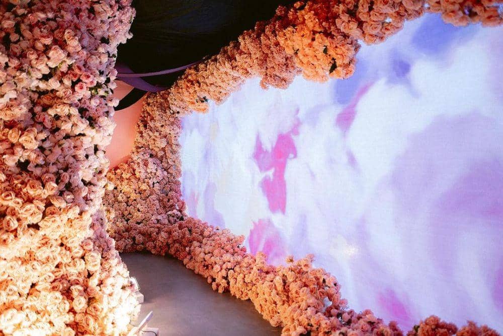 instagram.com/thebridestory