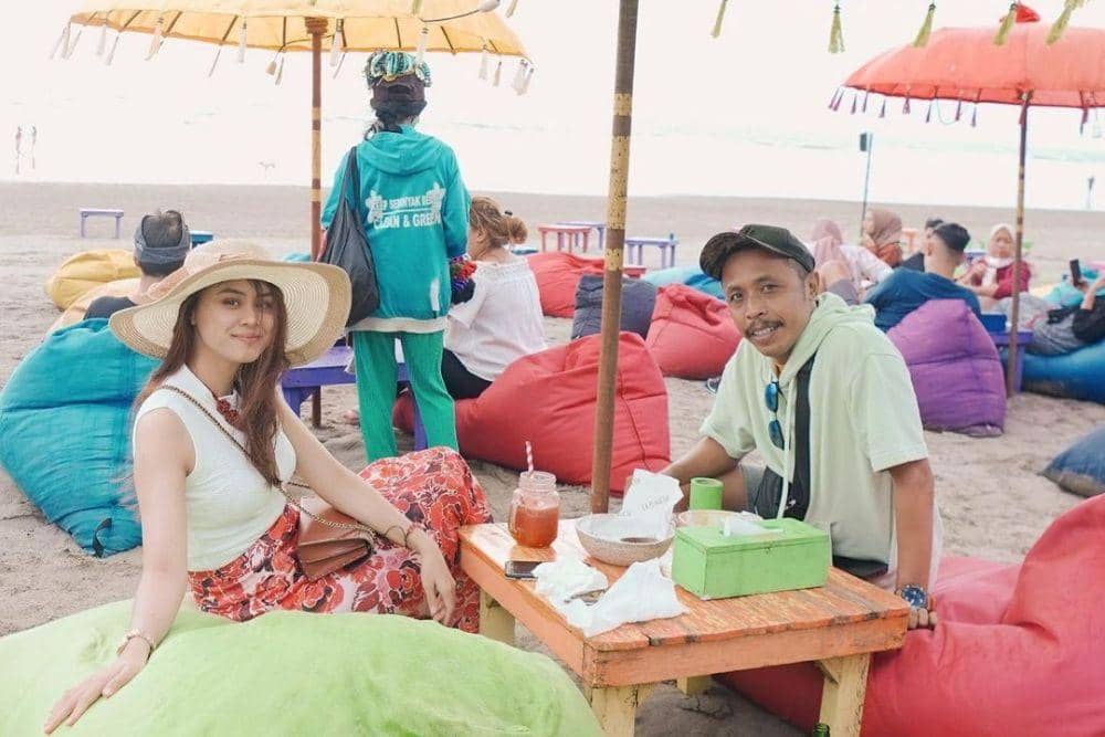 instagram.com/dwindaratna