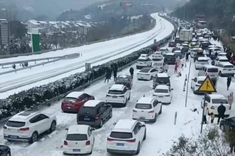 YouTube/Evolution Crisis