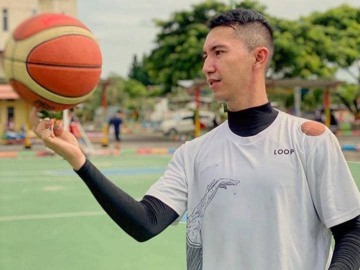 Instagram.com / @derazela