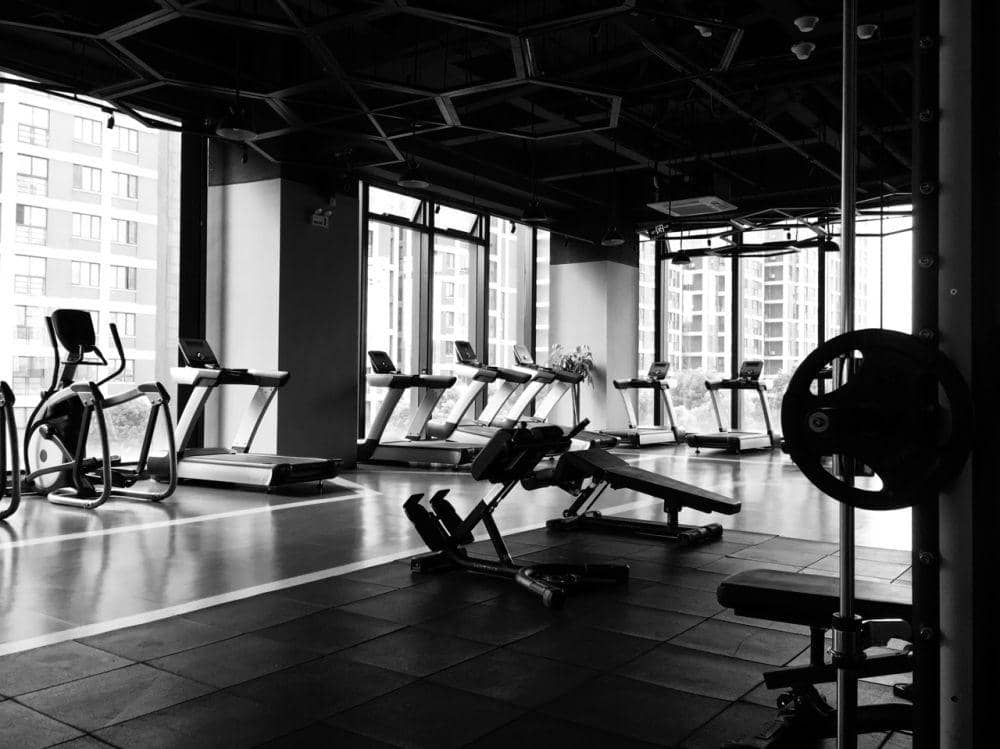 ilustrasi ruang gym (unsplash.com/Risen Wang)