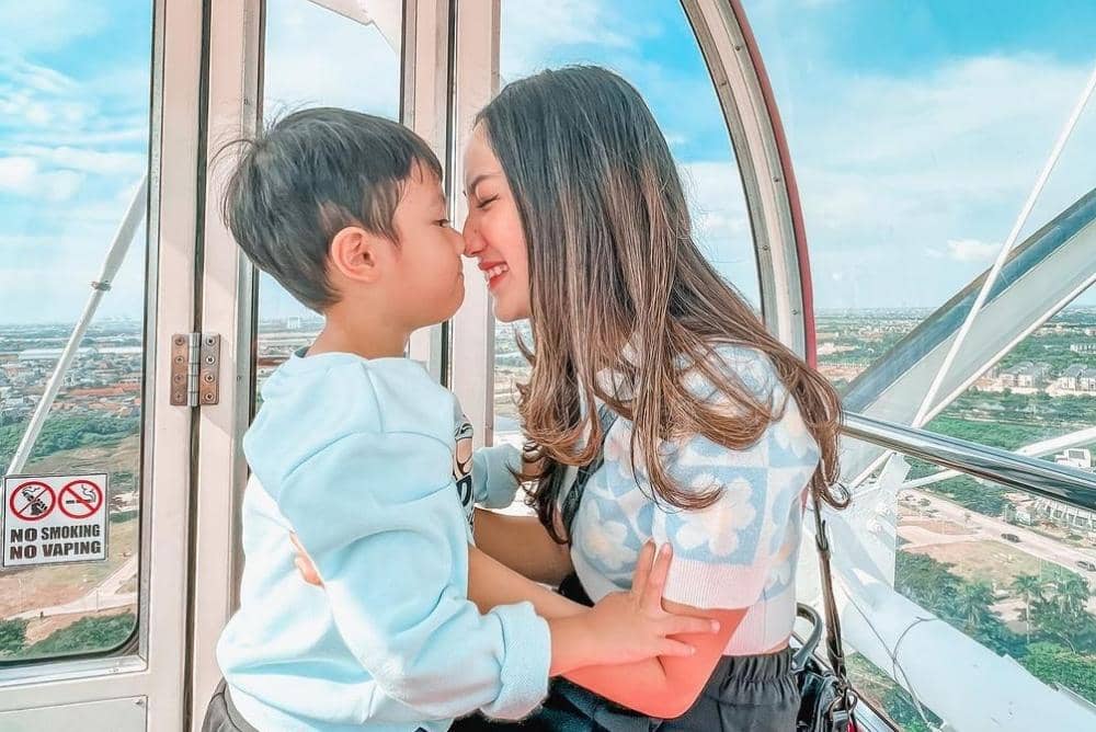 Instagram.com/tamaratyasmara