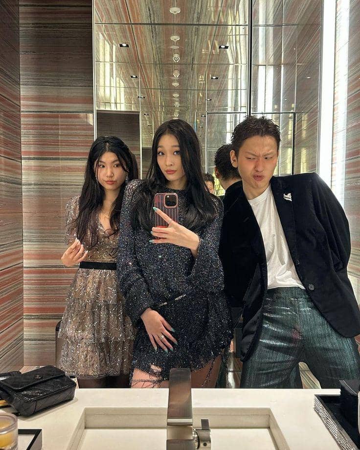 Pinterest.com/wanderinparis