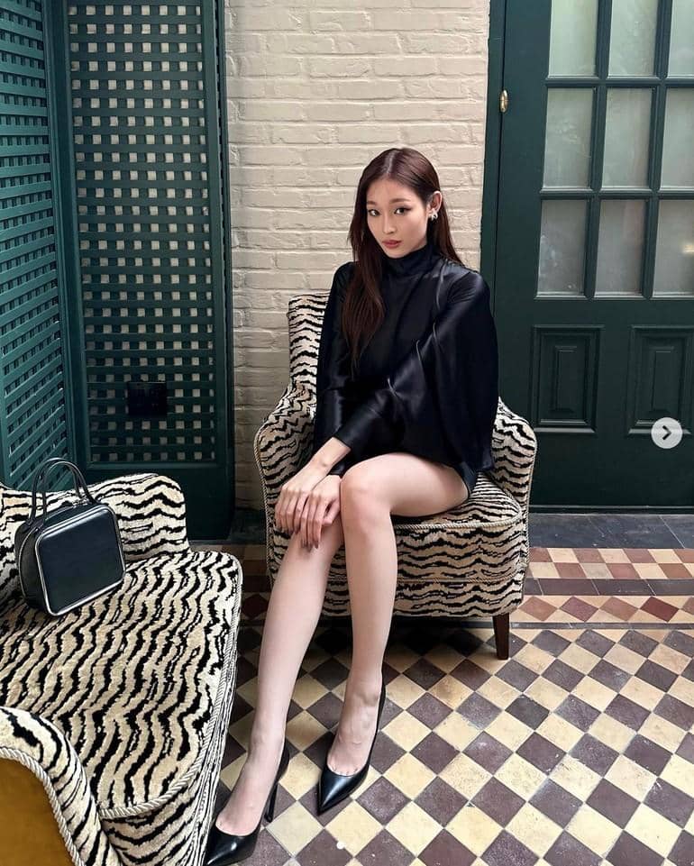 Instagram.com/anniesymoon