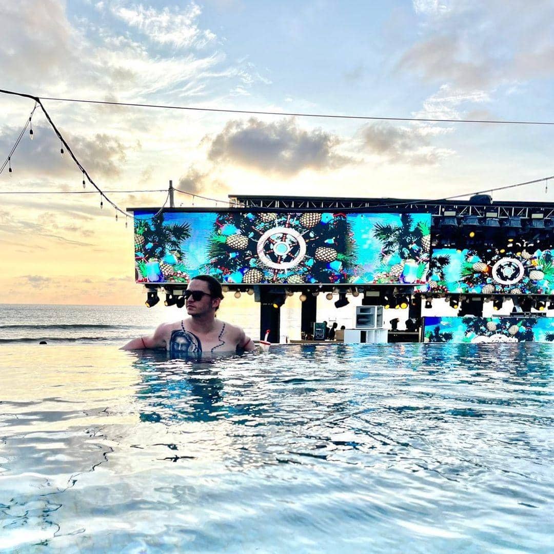 instagram.com/christlaurent