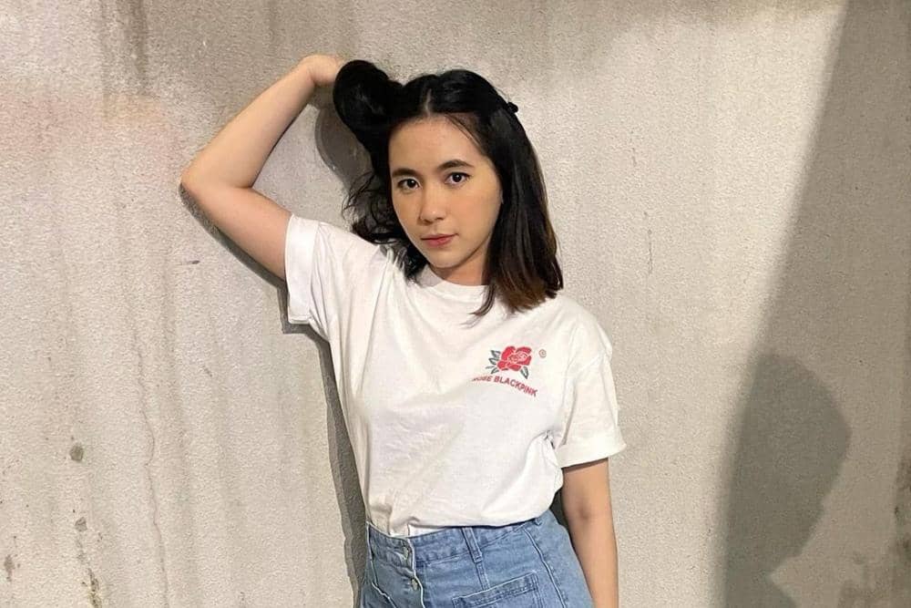 Instagram.com/zhrtiaraashilla