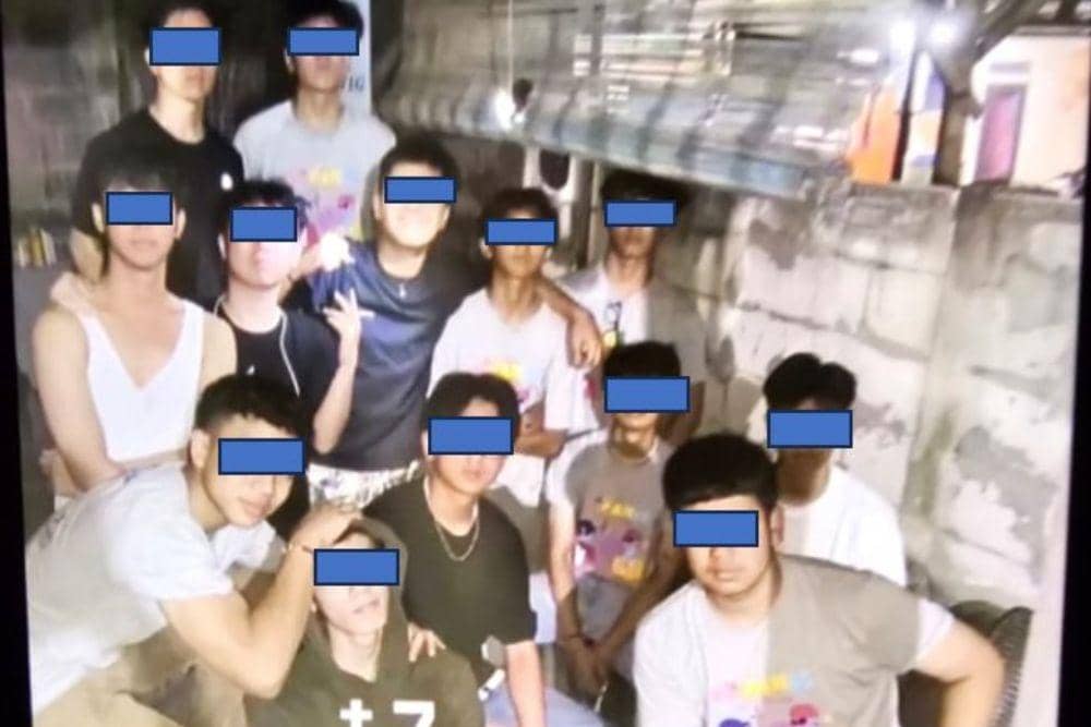 twitter.com/BosPurwa