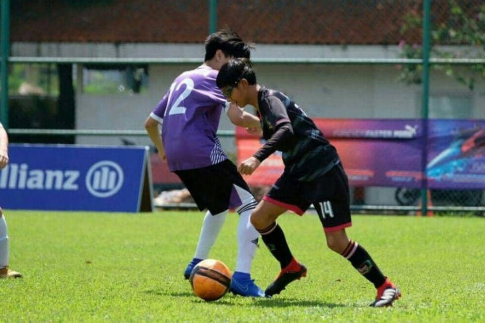 instagram.com/fifikaramoy