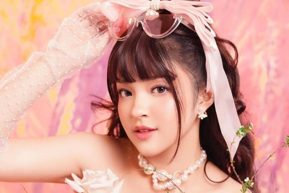 instagram.com/elsaajapasal