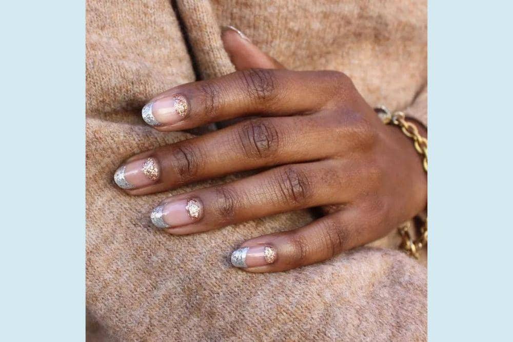 byrdie.com/Nail Art untuk Kulit Gelap