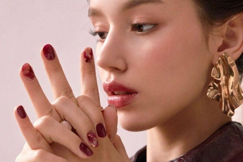 ebay.com/Nail Art Maroon Motif