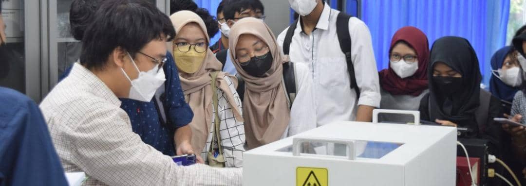 fisika.fmipa.ugm.ac.id