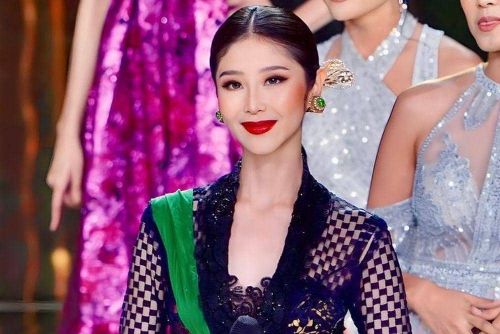 instagram.com/ayusarasw