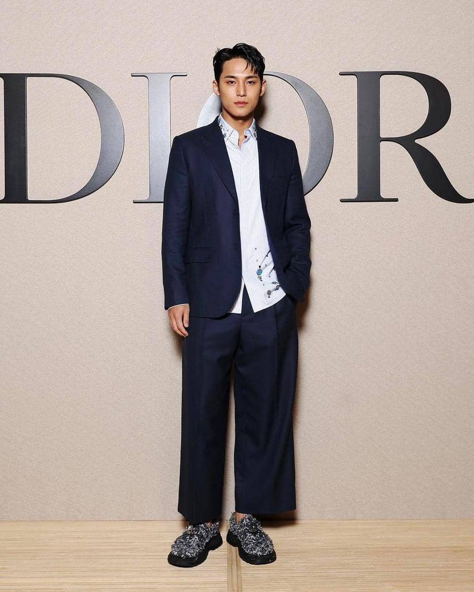 instagram.com/dior