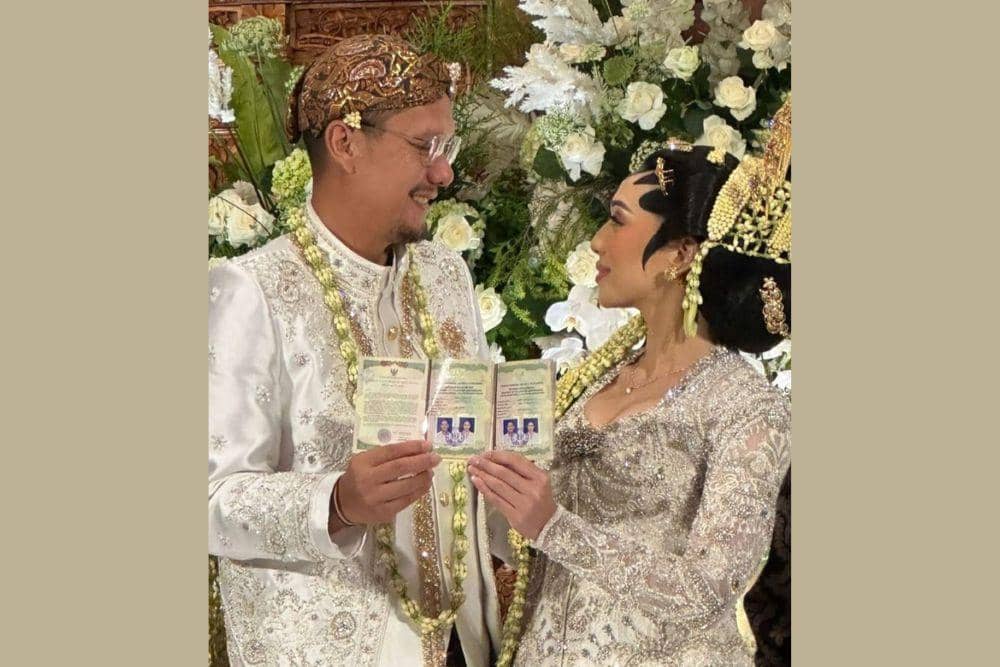 instagram.com/dewiandarini