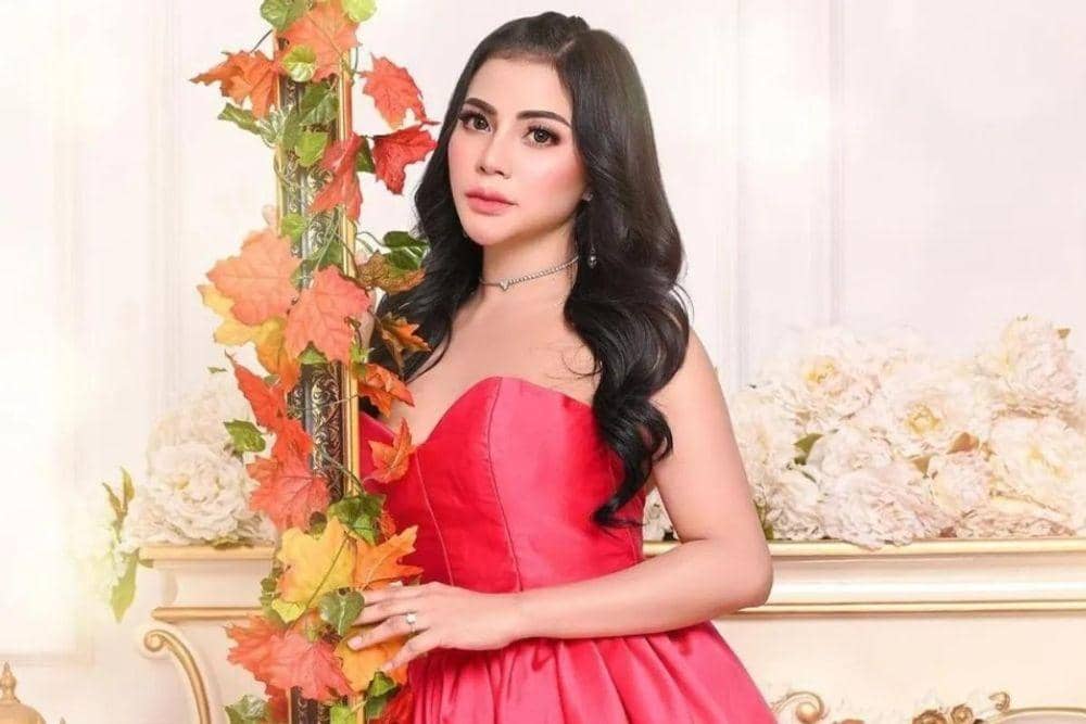 instagram.com/erni_tisya