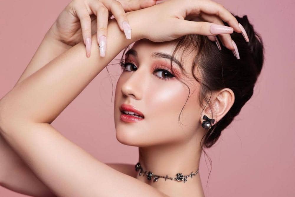 instagram.com/its_lauramoane2