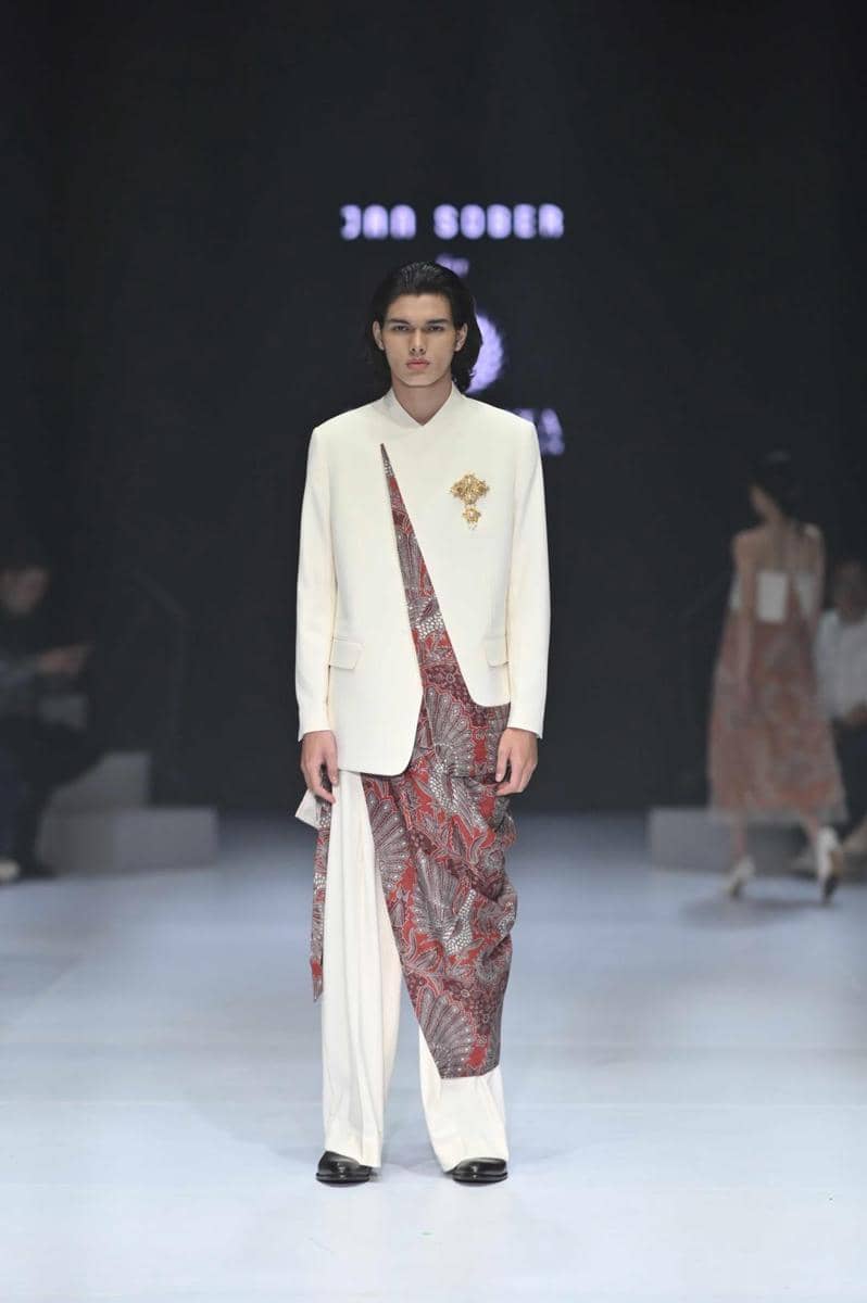 dok. Iwan Tirta x Jan Sober