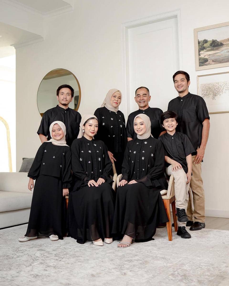 instagram.com/gamaleea.id