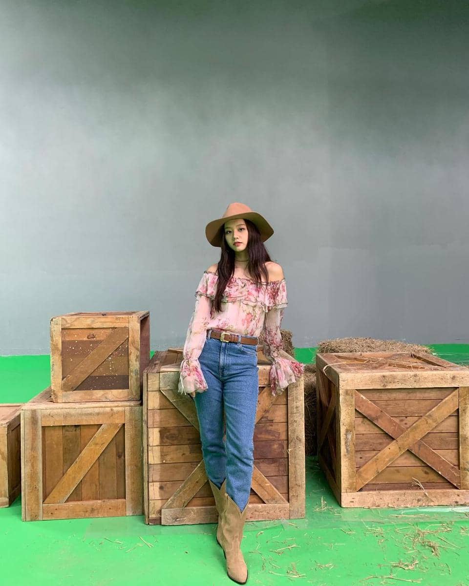 instagram.com/hyeri_0609