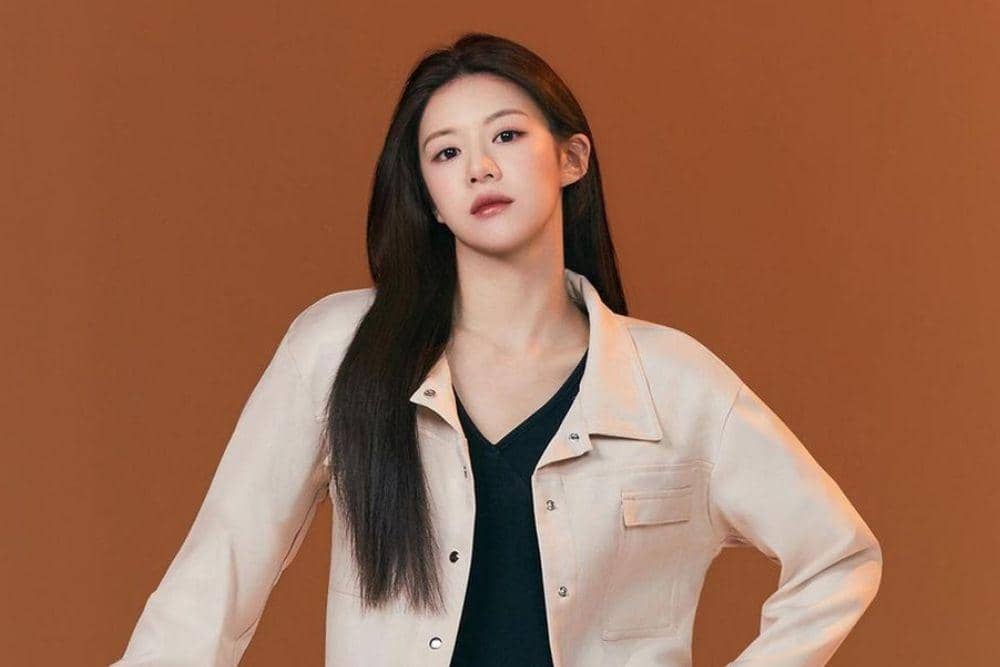 instagram.com/goyounjung