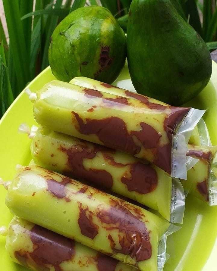 instagram.com/astri.sari.7