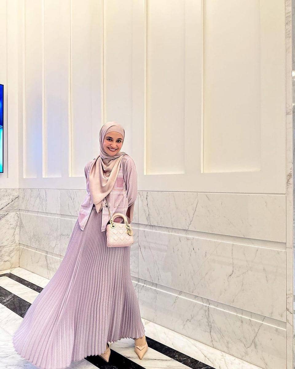 instagram.com/shireensungkar