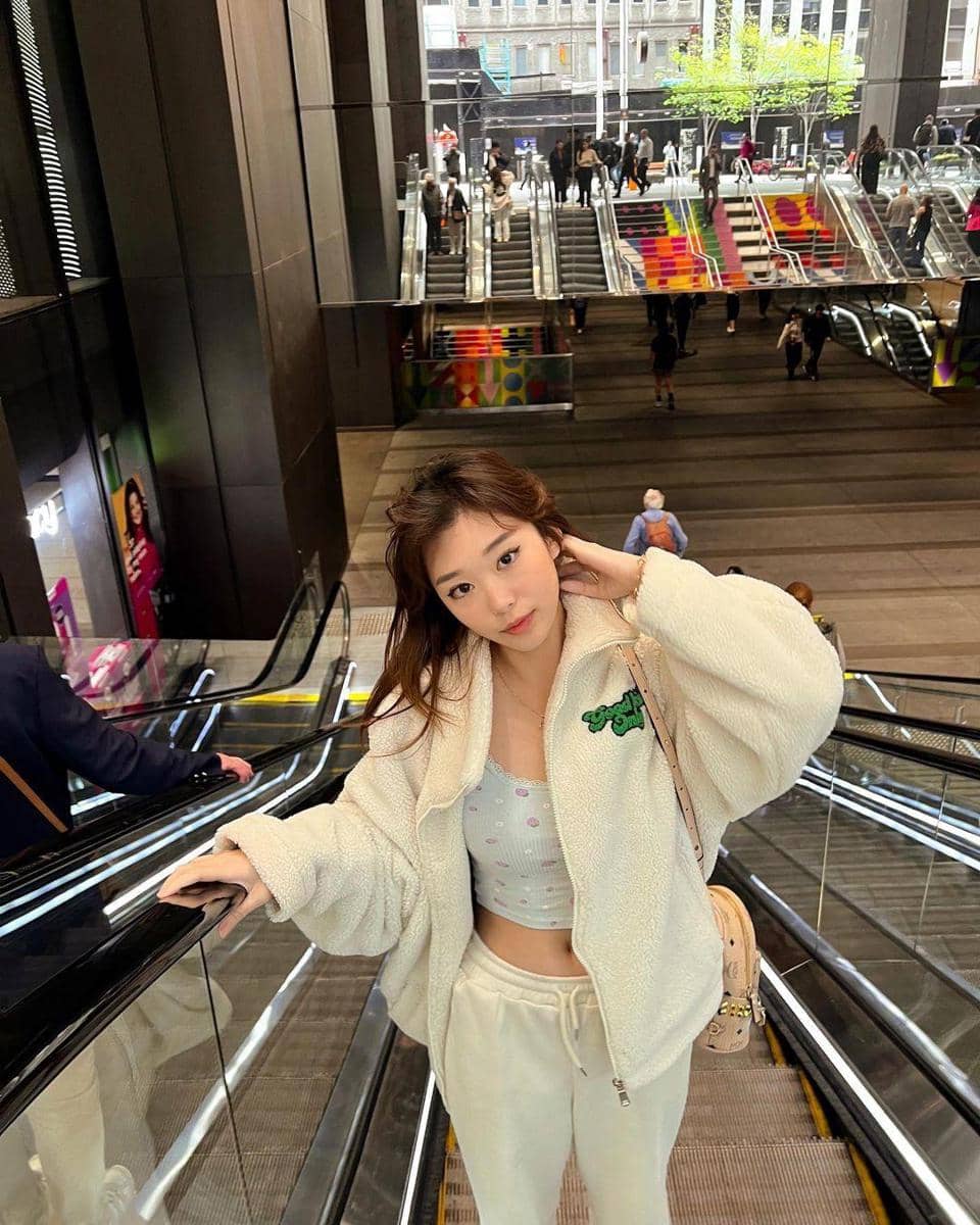 instagram.com/livyrenata