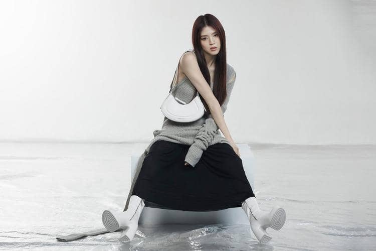 dok. CHARLES & KEITH