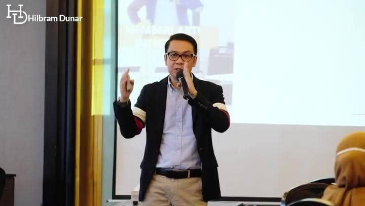 Facebook.com/Hilbram Dunar