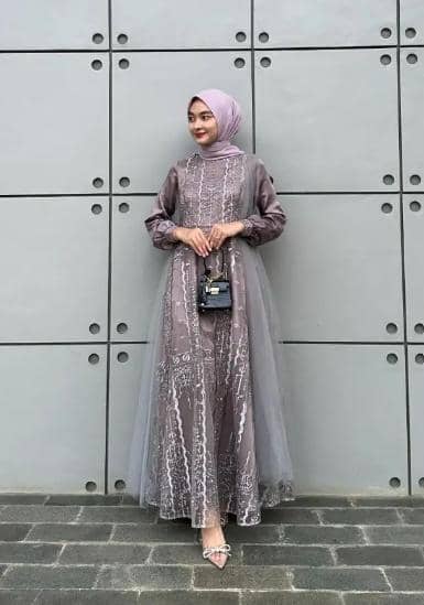 instagram.com/delizhastore