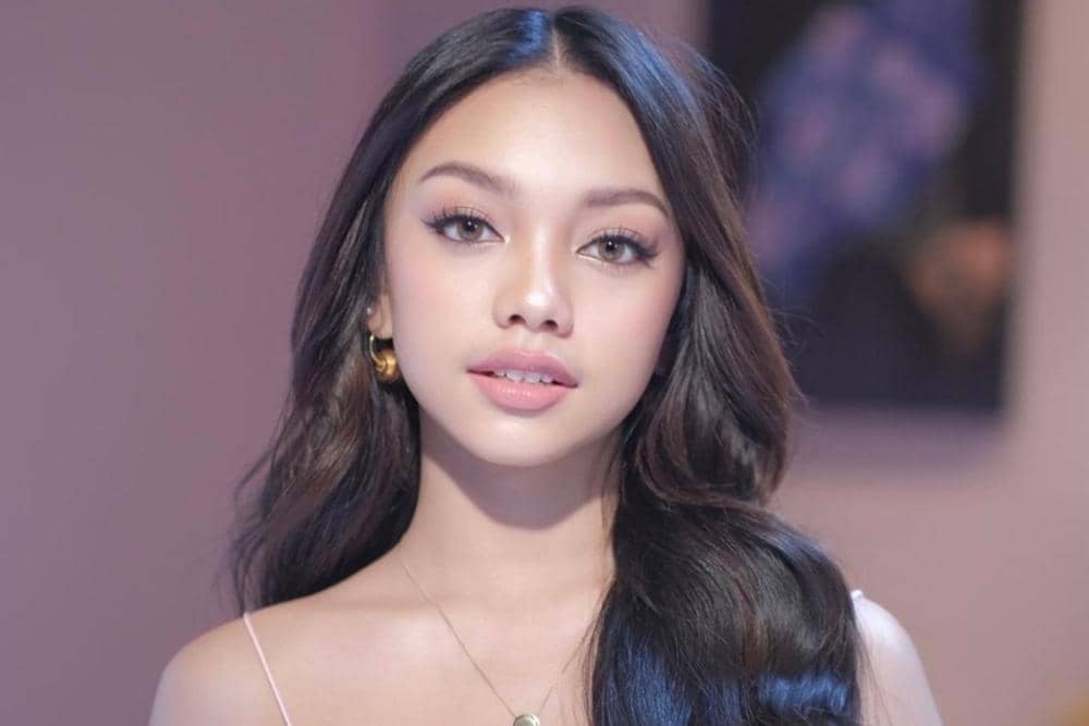 instagram.com/naura.ayu